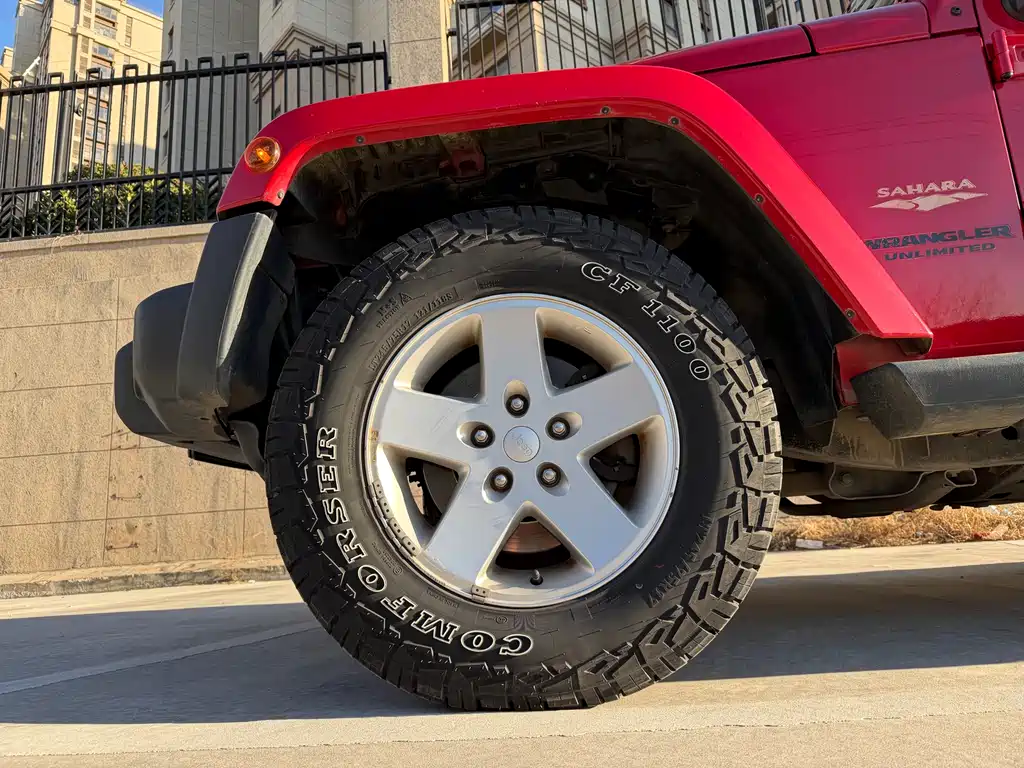Jeep Wrangler 2014 — фото 4