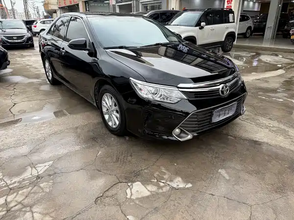 Toyota Camry 2016