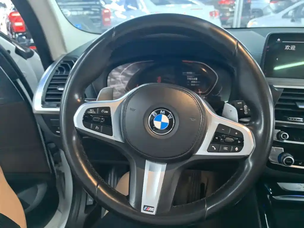 BMW X3 2019 — фото 11