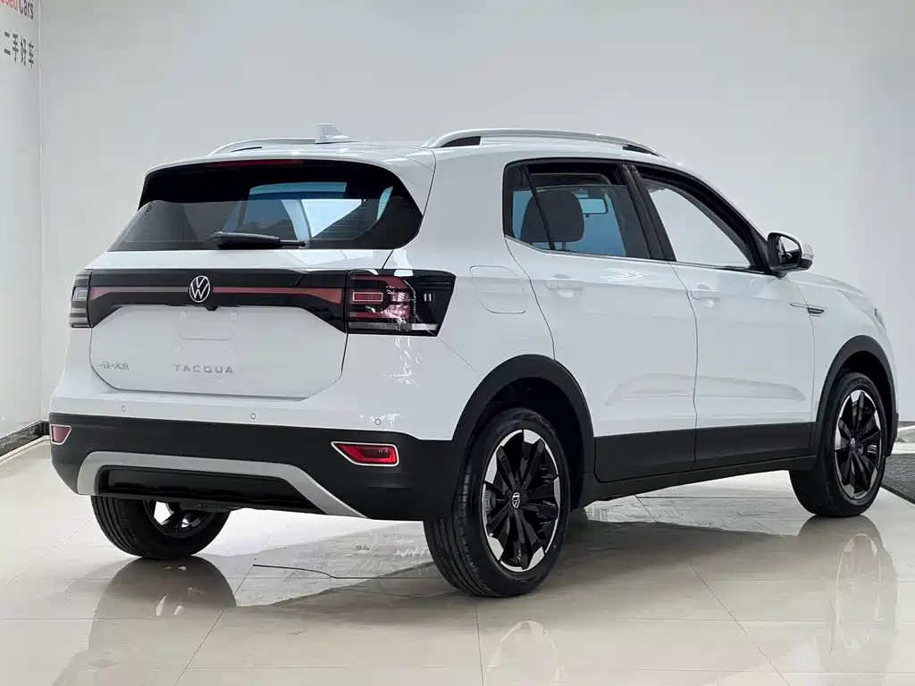 Volkswagen Tacqua 2022