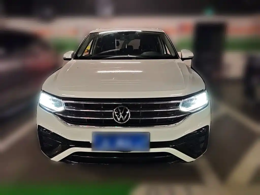 Volkswagen Tiguan L 2024