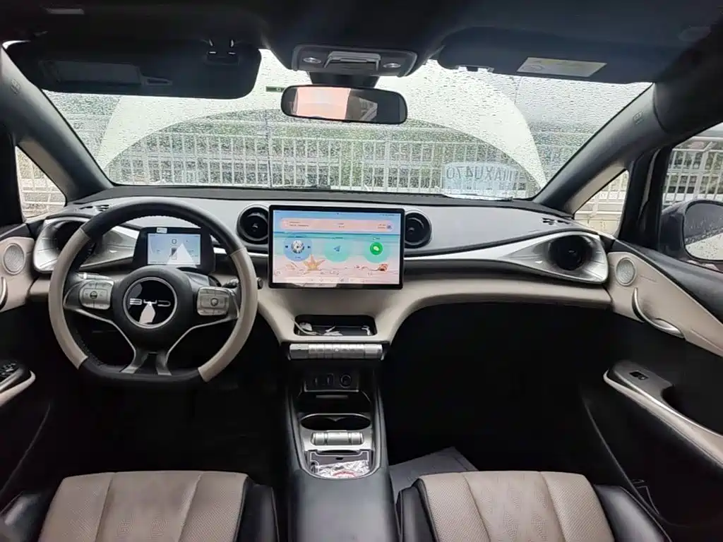 BYD Dolphin 2023 — фото 10