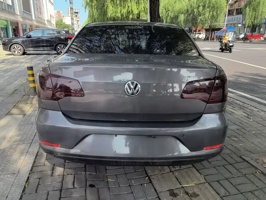 Volkswagen Bora 2015
