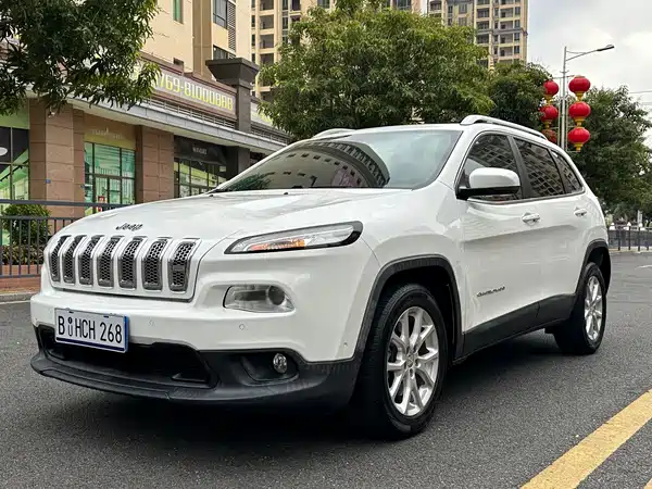 Jeep Cherokee 2016
