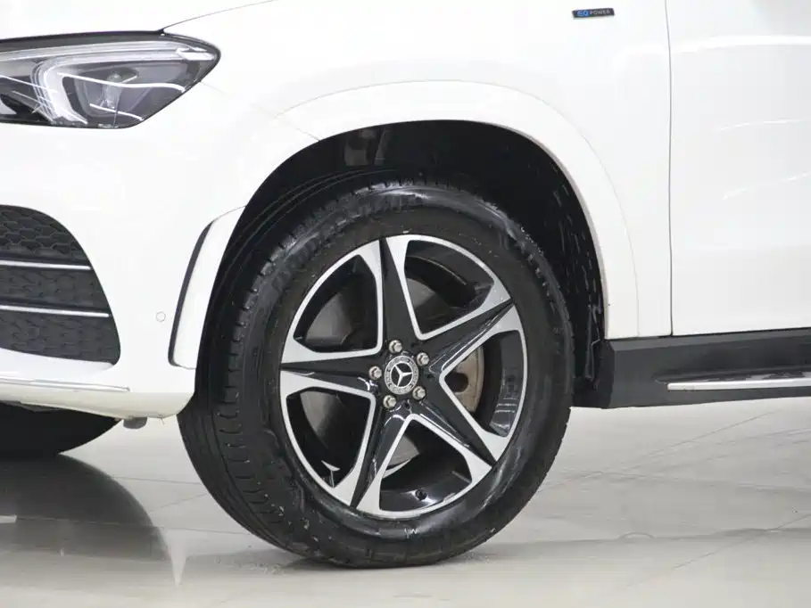 Mercedes-Benz GLE New Energy 2021 — фото 29
