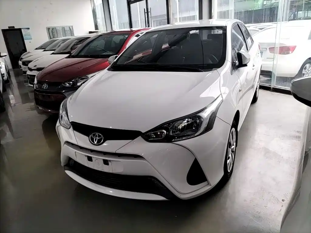 Toyota Yaris L 2019