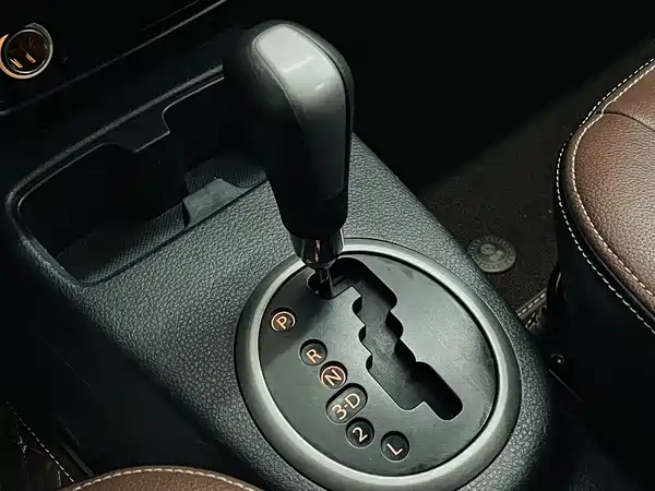 Suzuki Karma 2012