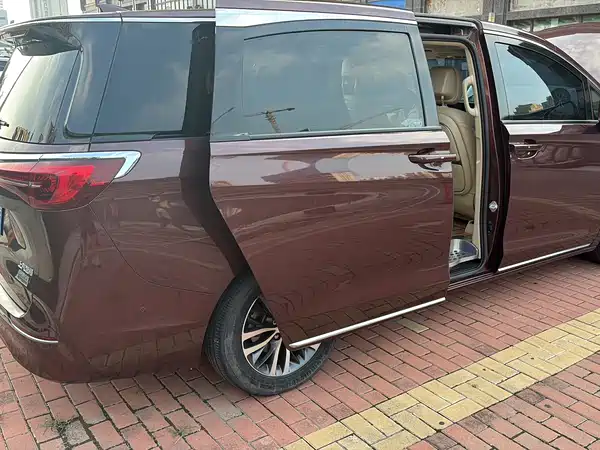 Buick GL8 2023