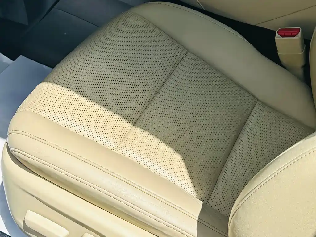 Toyota Alphard 2020 — фото 12