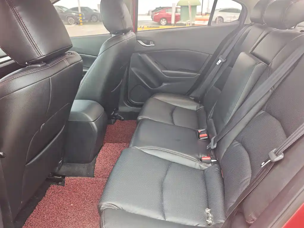 Mazda 3 Angkesela 2016 — фото 10