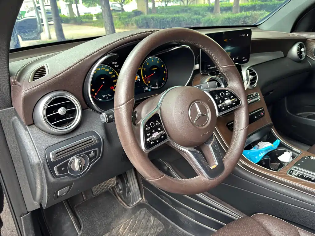 Mercedes-Benz GLC 2023 — фото 17
