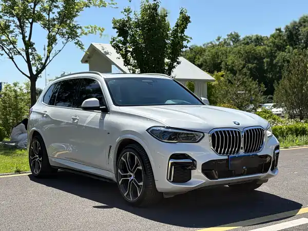 BMW X5 2023