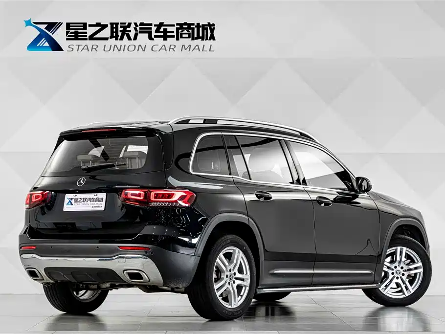 Mercedes-Benz GLB 2023