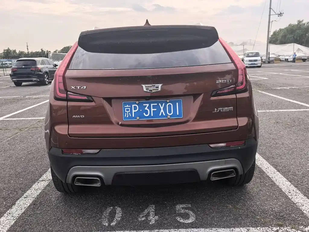 Cadillac XT4 2019 — фото 4