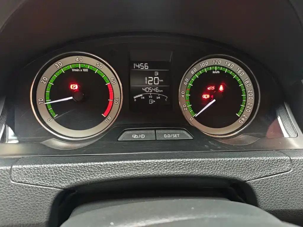 Skoda Rapid 2019 — фото 12