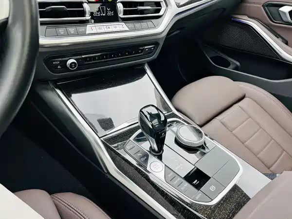 BMW 3 Series 2022