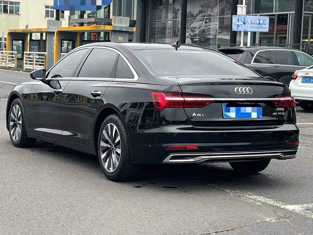 Audi A6L 2023 — фото 7