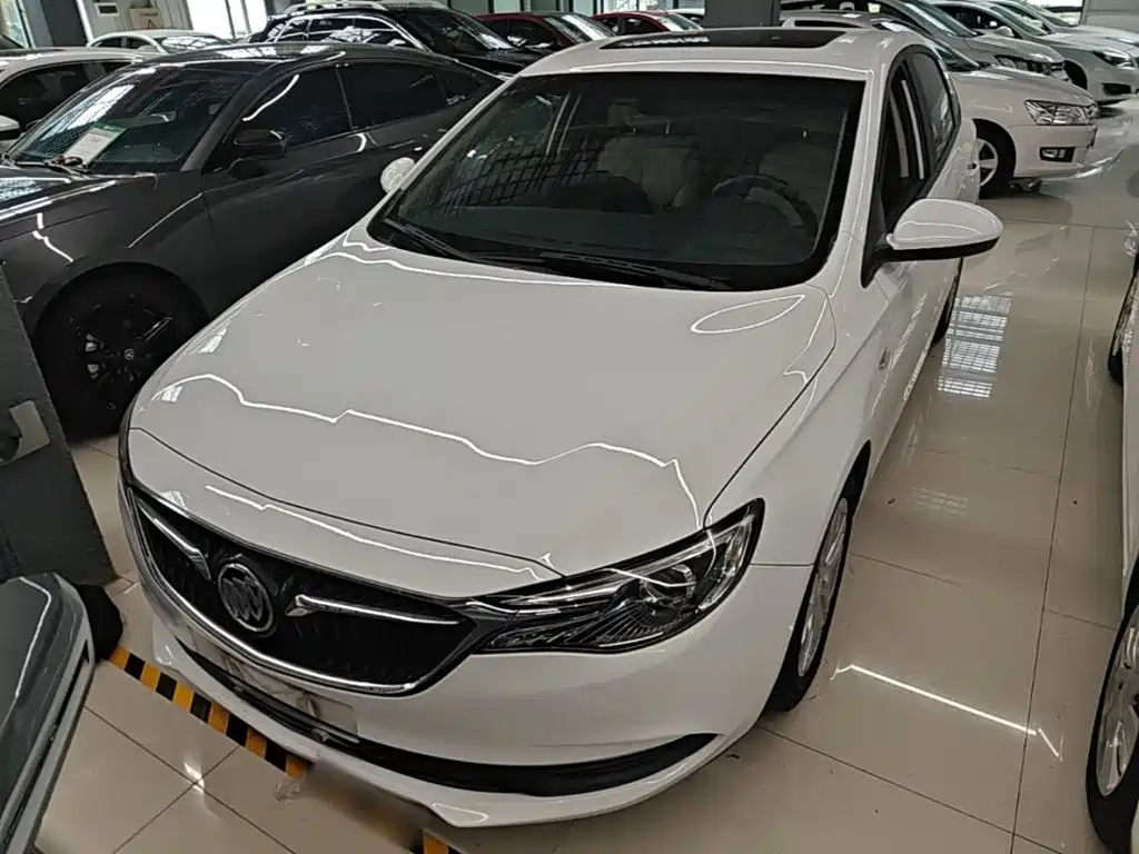 Buick Excelle 2018 — фото 3
