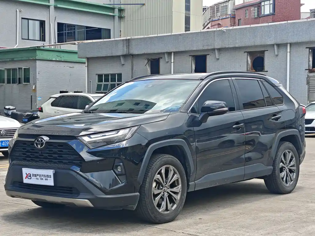 Toyota RAV4 2024