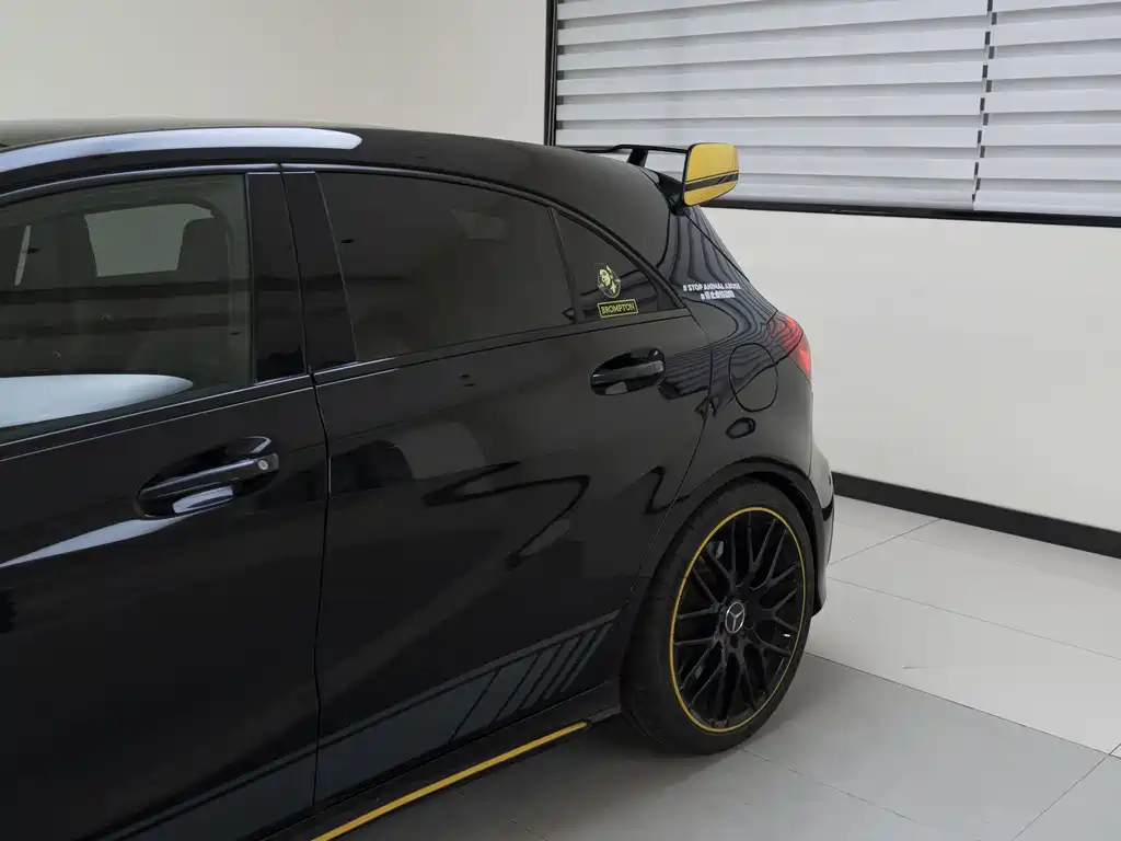 Mercedes-Benz A-Class AMG 2017 — фото 17