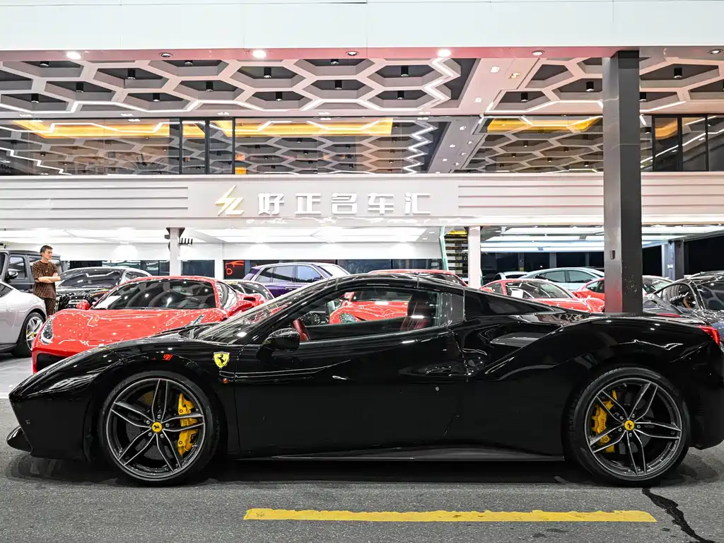 Ferrari 488 2018 — фото 9
