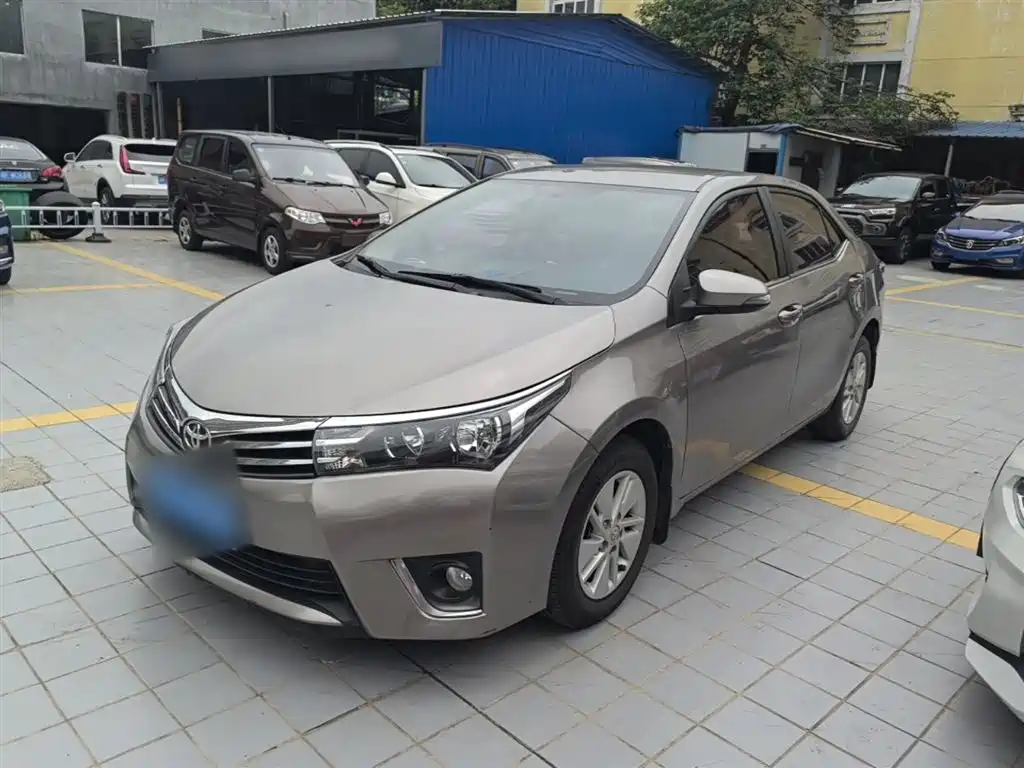 Toyota Corolla 2016 — фото 2