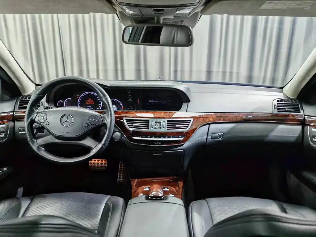 Mercedes-Benz S-Class AMG 2010 — фото 7