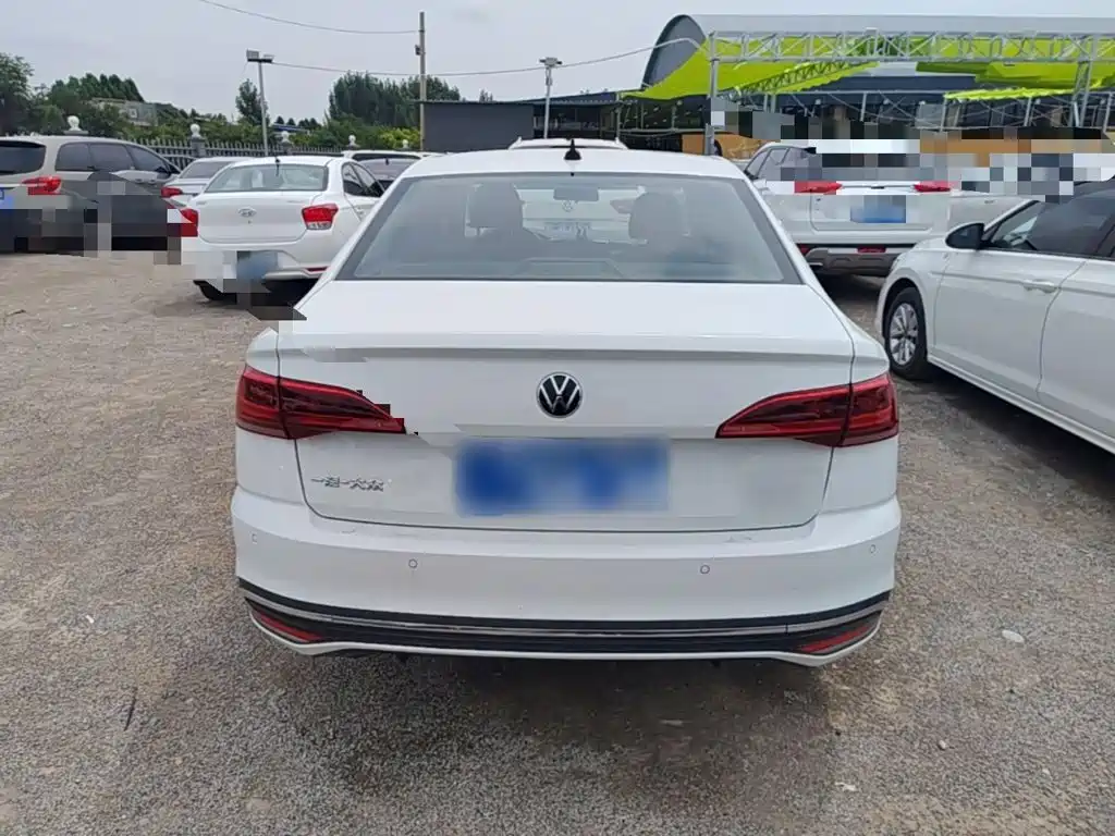 Volkswagen Bora 2024