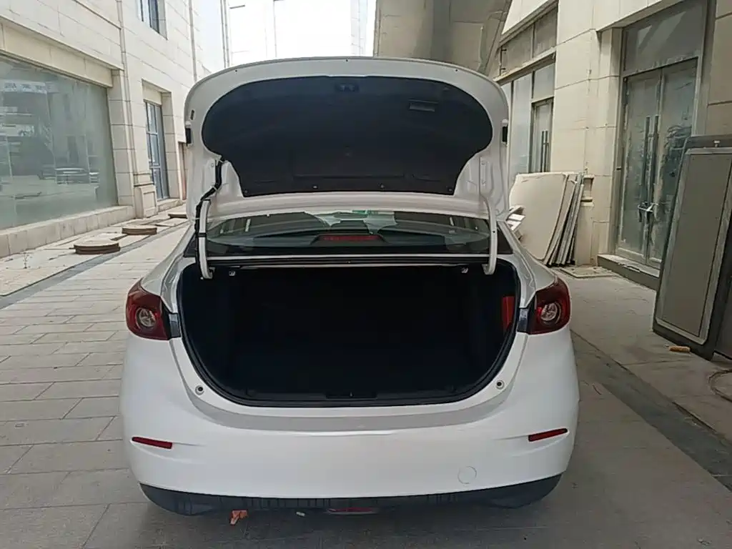Mazda 3 Angkesela 2016 — фото 19