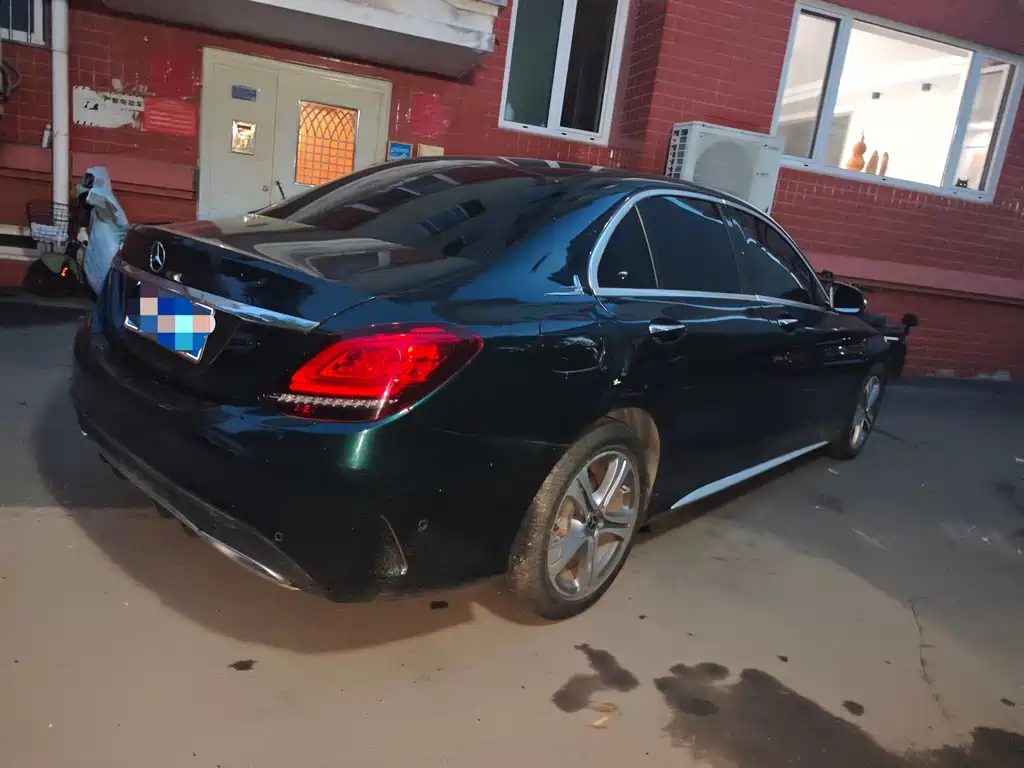 Mercedes-Benz C-Class 2020