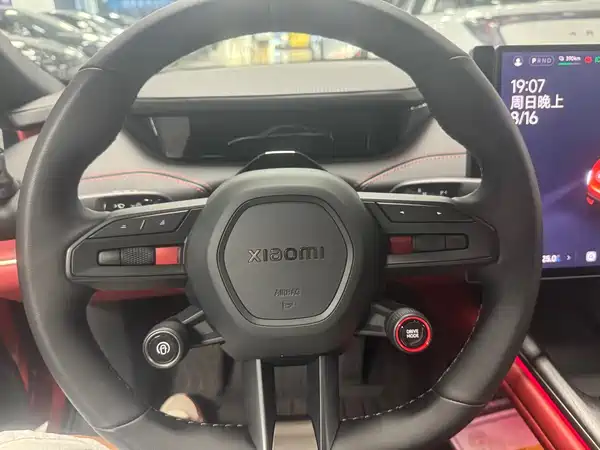 Xiaomi SU7 2025