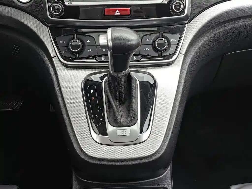 Haval H6 2016 — фото 13
