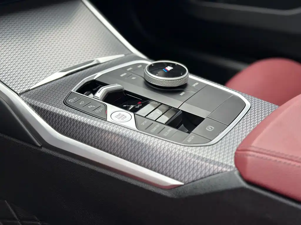 BMW 3 Series 2024 — фото 11
