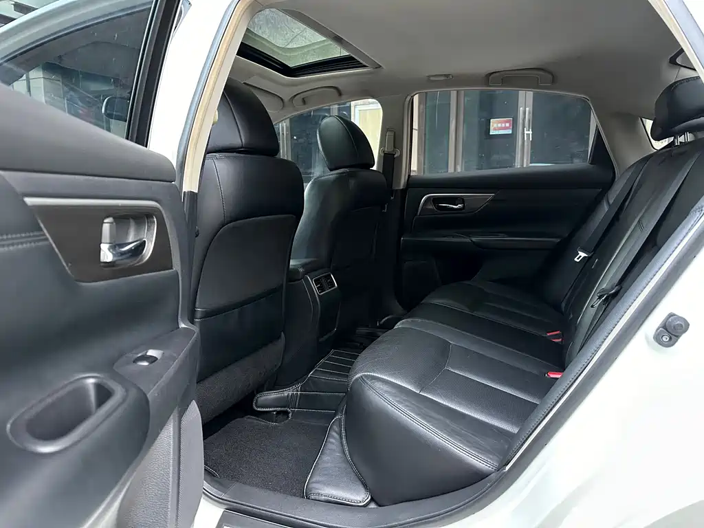 Nissan Teana 2016 — фото 10