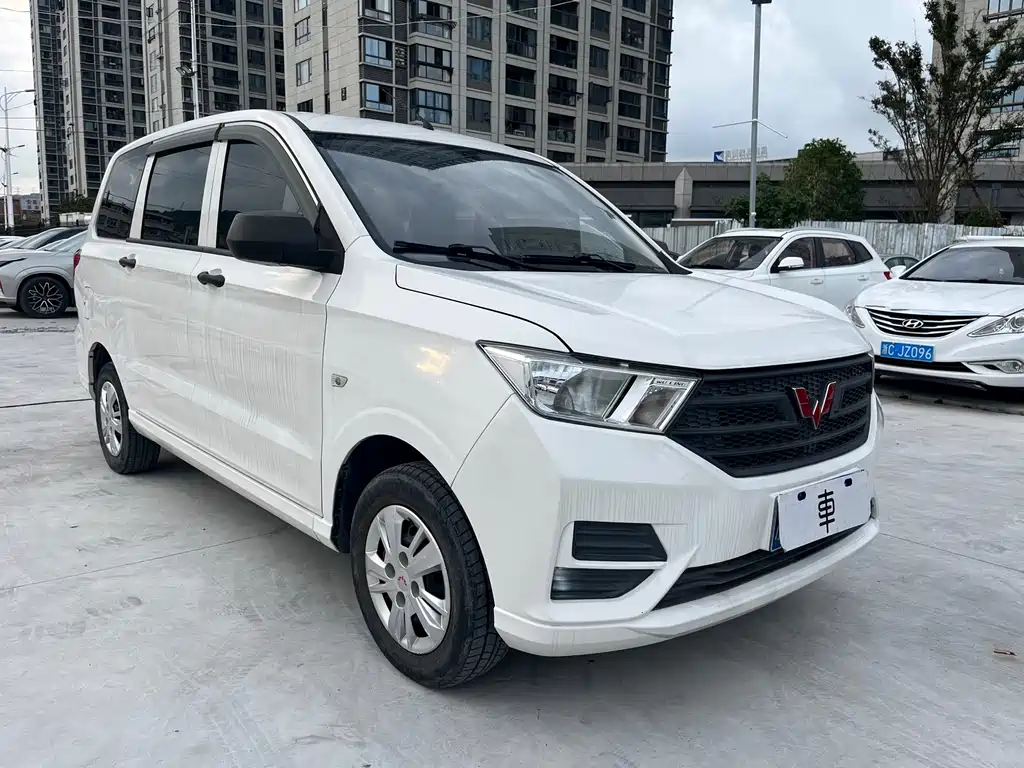 Wuling Hongguang 2021 — фото 3