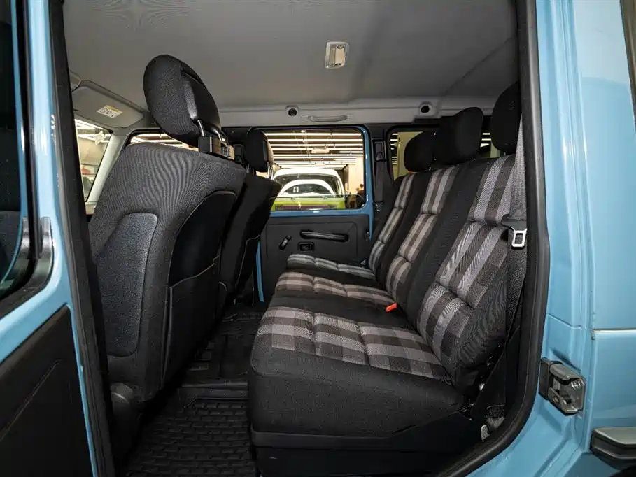 Mercedes-Benz G-Class 2018 — фото 11