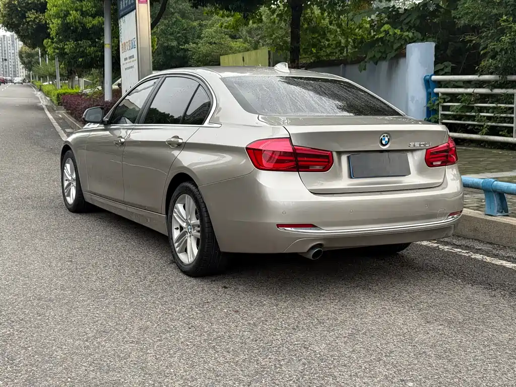 BMW 3 Series 2016 — фото 6