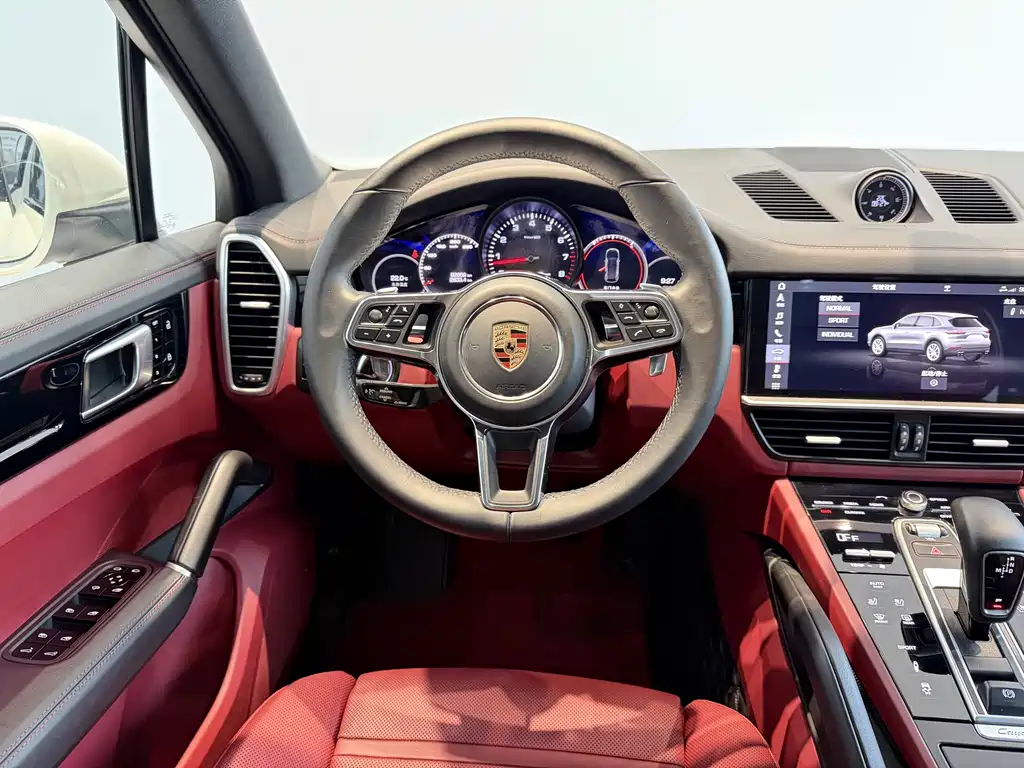 Porsche Cayenne 2019 — фото 13
