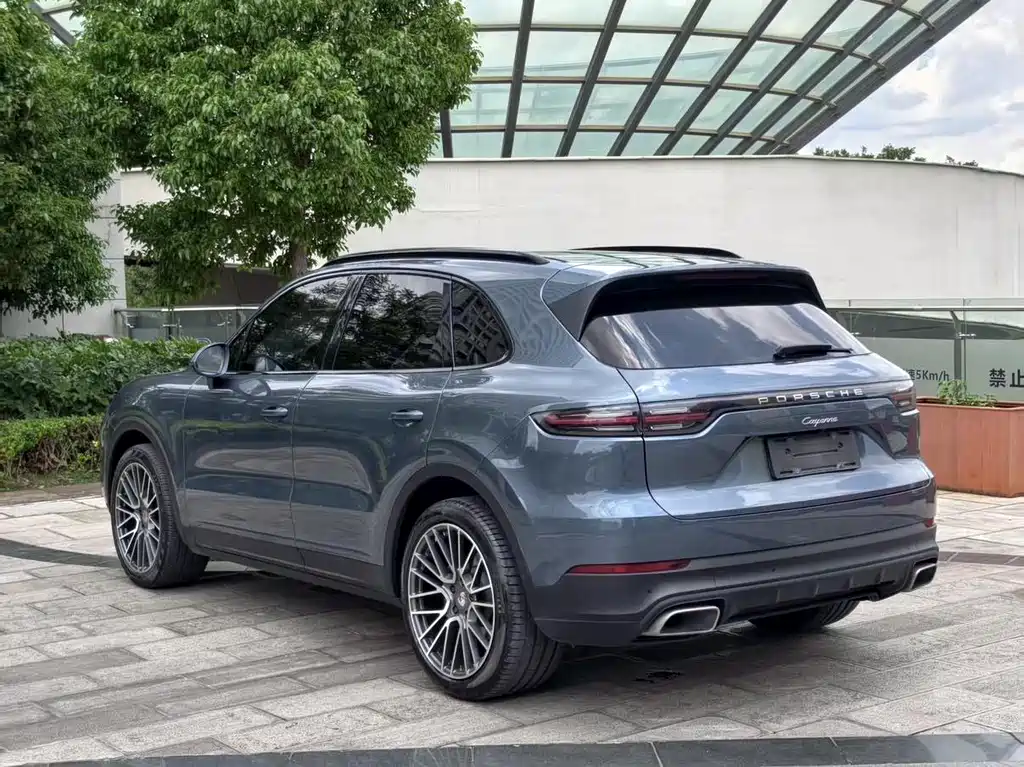 Porsche Cayenne 2018 — фото 8