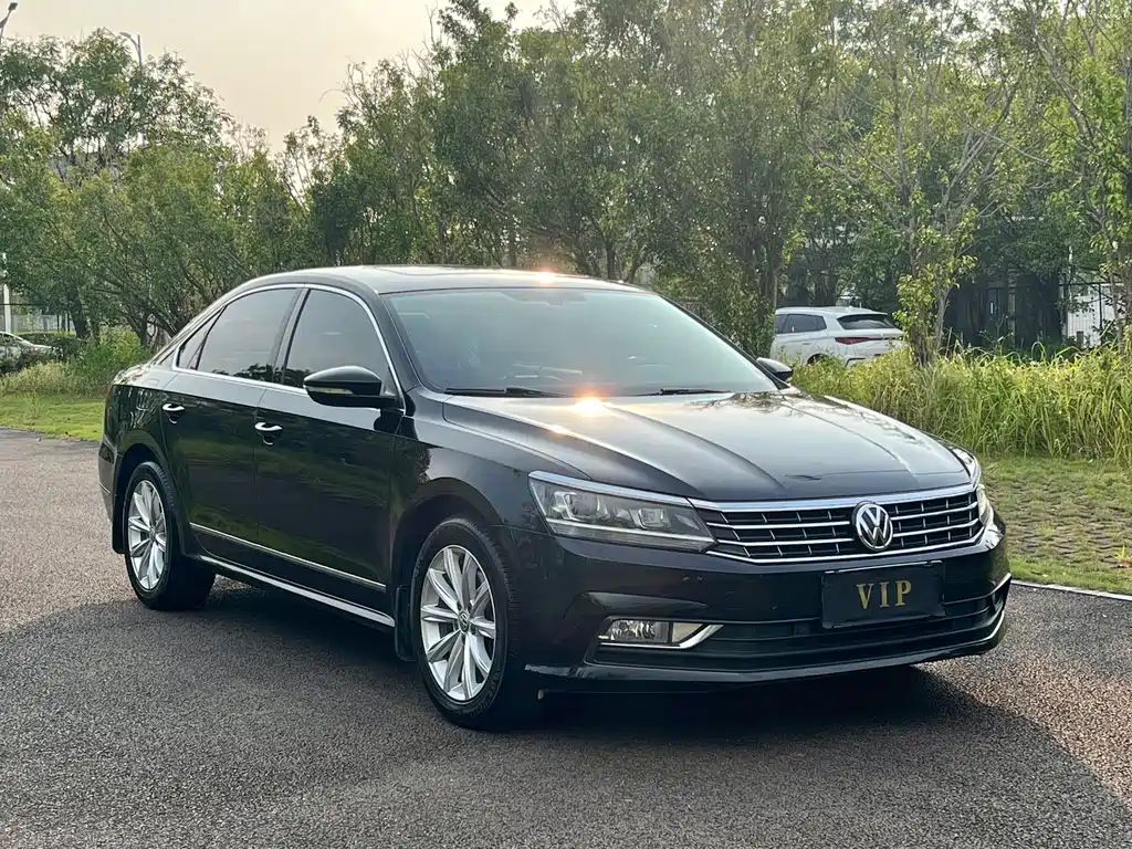 Volkswagen Passat 2017 — фото 3