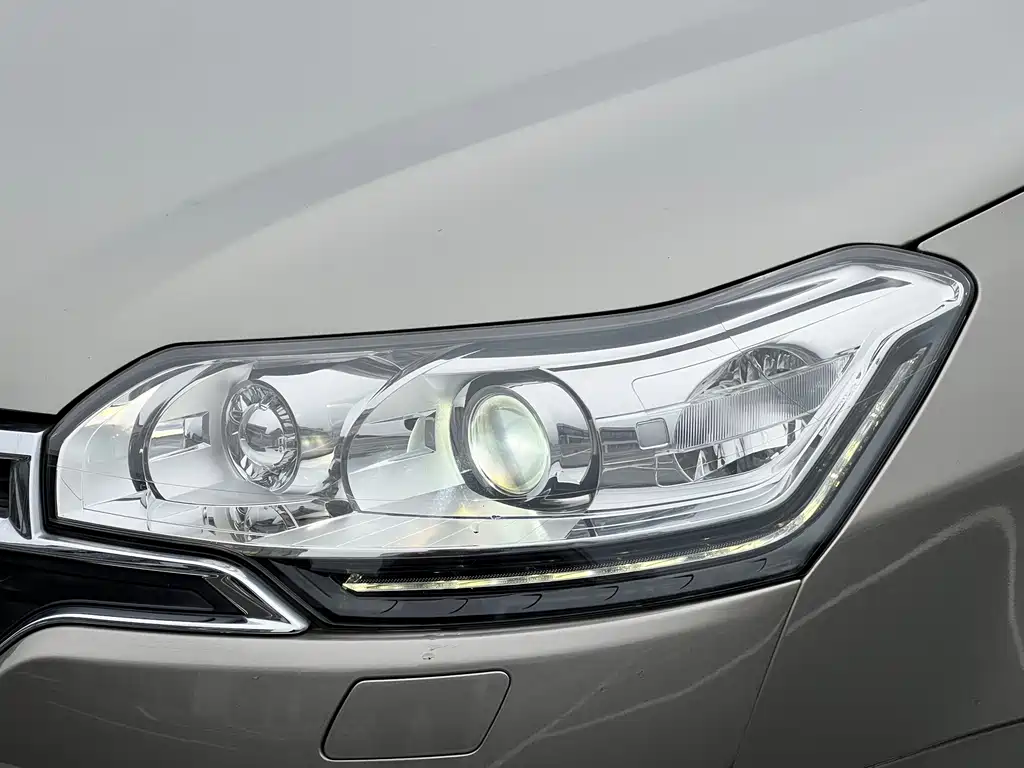Citroen C5 2015 — фото 14