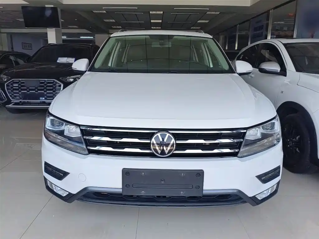 Volkswagen Tiguan L 2021 — фото 3