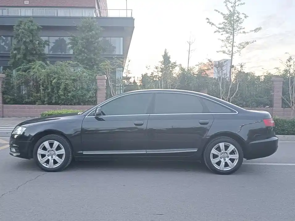 Audi A6L 2010
