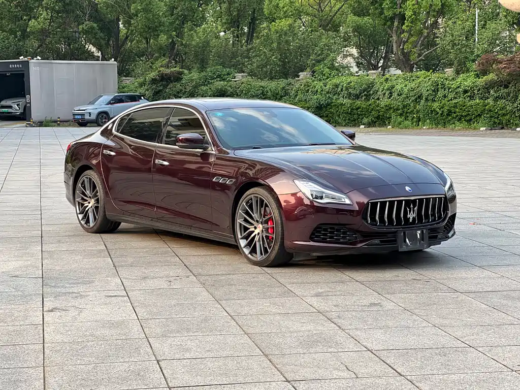 Maserati Quattroporte 2019 — фото 3