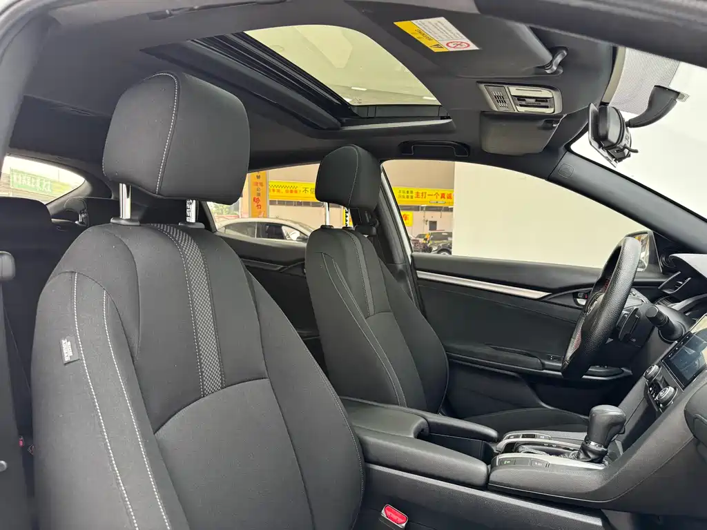 Honda Civic 2020 — фото 15