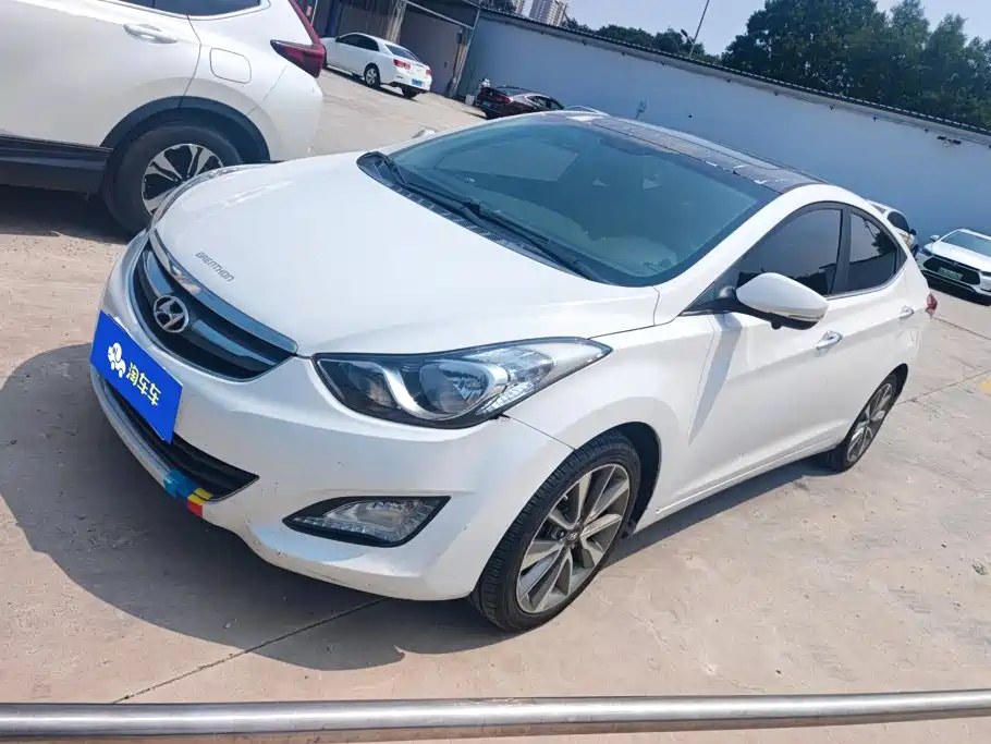 Hyundai Elantra 2016