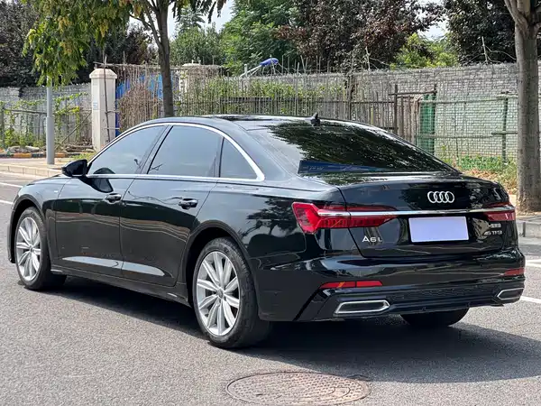 Audi A6L 2021