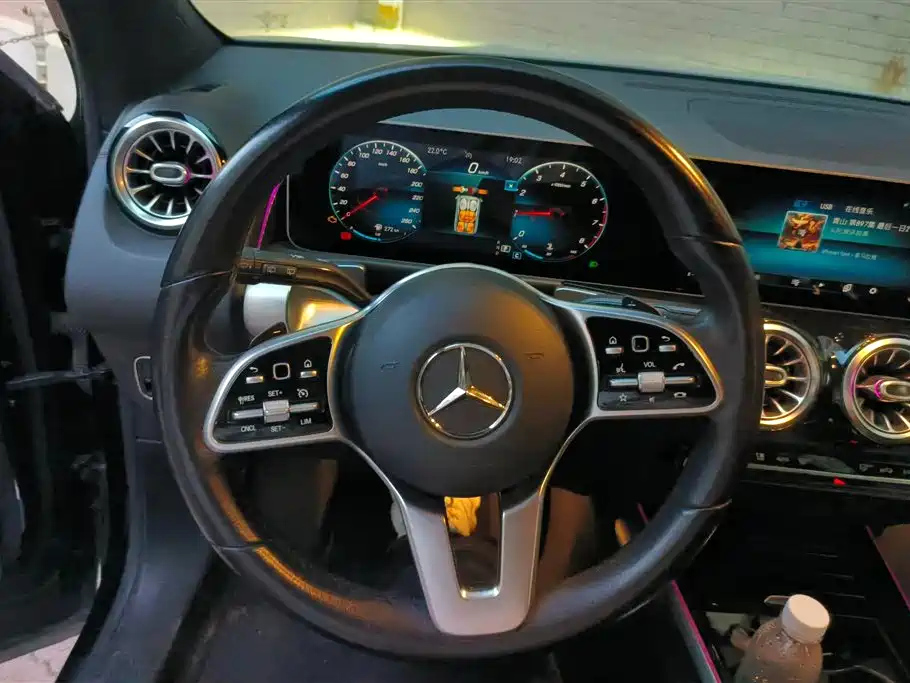 Mercedes-Benz GLB 2020 — фото 15