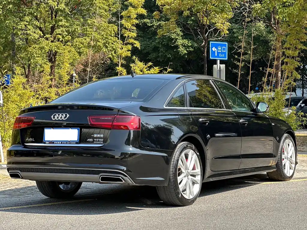Audi A6L 2018 — фото 4