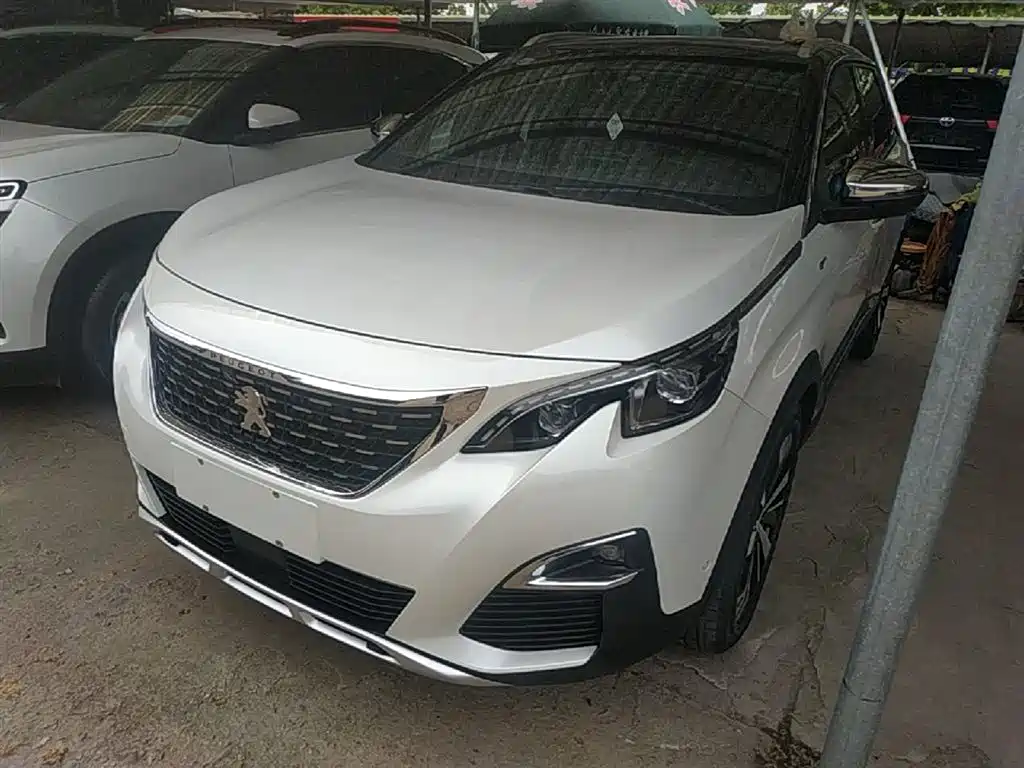 Peugeot 5008 2017 — фото 1